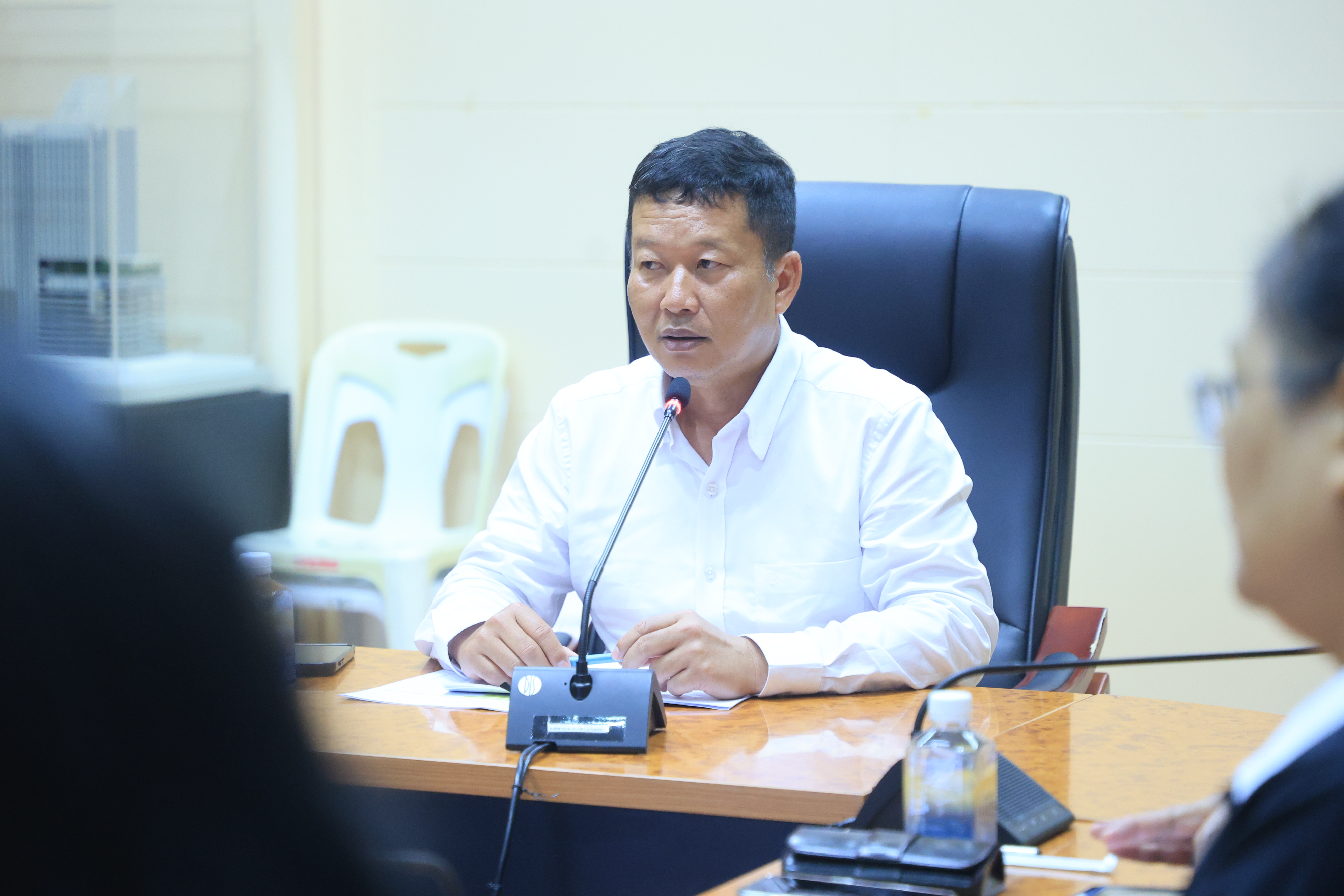 title - ส.ป.ก.ประชุมชี้แจงการฝึกอาชีพของนักศึกษาจากวิทยาลัยเทคนิค ณ กลุ่มงานช่างและแผนที่ ส.ป.ก.จังหวัด